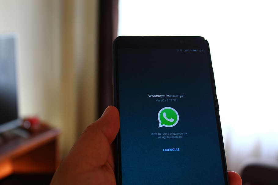  Nuove regole per WhatsApp. Tanta paura per nulla