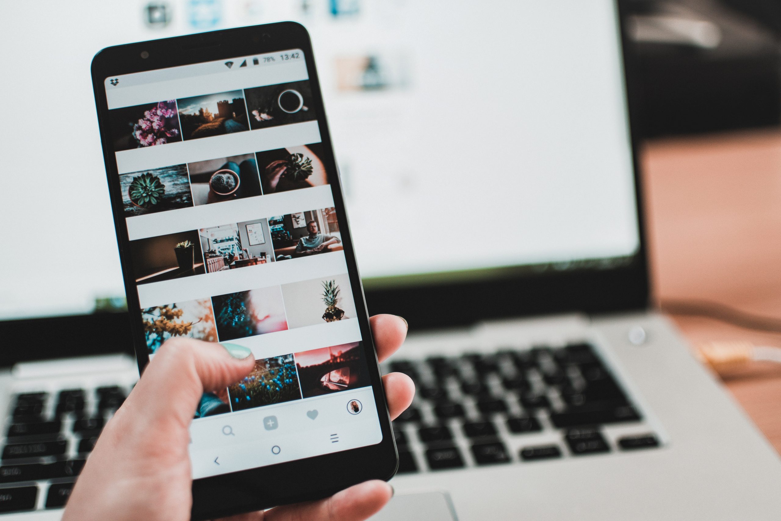 Ora foto e video su Instagram si possono caricare direttamente da desktop