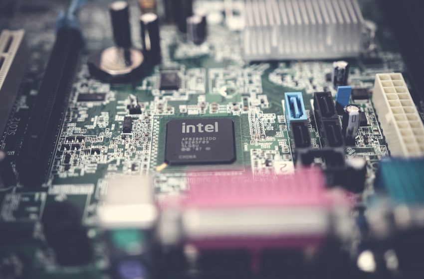  Intel introduce le prime protezioni contro alcune minacce fisiche