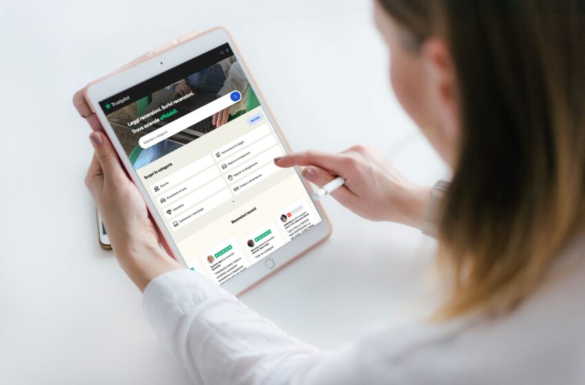 Indagine Trustpilot: caro vita, 2 italiani su 3 bandiscono gli acquisti di impulso online