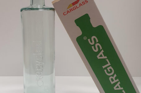 Carglass®, dai parabrezza alle bottiglie: il riciclo del vetro in 4 numeri