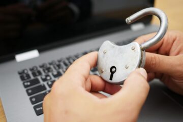 Accesso remoto, merci a rischio reale: ecco come il cybercrime punta al settore della logistica