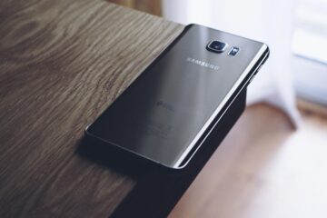 Un attacco spyware prende di mira i dispostivi Samsung
