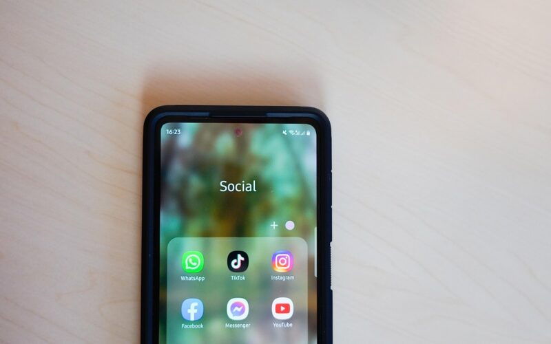 La Gen Z guida una “recessione” della fidelizzazione